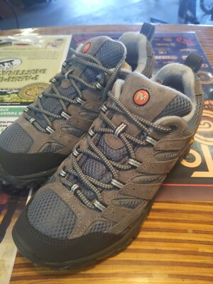 Merrell Moab 2 Vent Women's sz 9.5