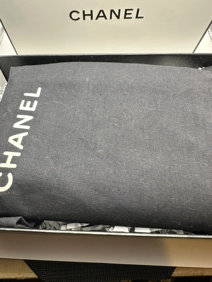 Carteira chanel acolchoada pele de cordeiro - Imagem 4 de 4