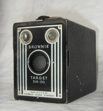Vintage Kodak Brownie Target Six-20 Box Film Camera C. 1940-50's USA