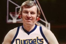 Dan Issel Of The Denver Nuggets Poses 1978 Old Basketball Photo