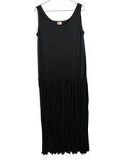 Vintage Black Accordion Pleat Full Slip Size 8