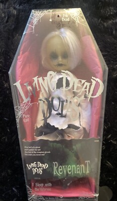 LIVING DEAD DOLLS REVENANT Series 6 GOTH DOLL Glow-In-The-Dark NEW & SEALED 2000