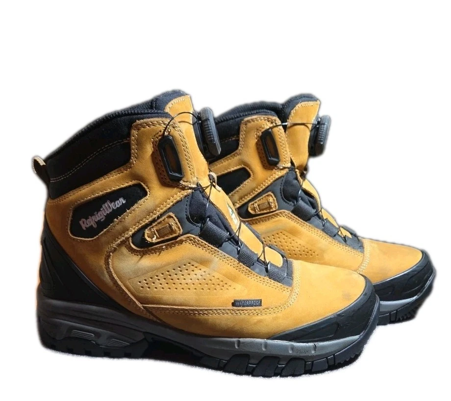 Pre-owned/Gold Hiker Boot. 1954CR: RefrigiWear 10.5M