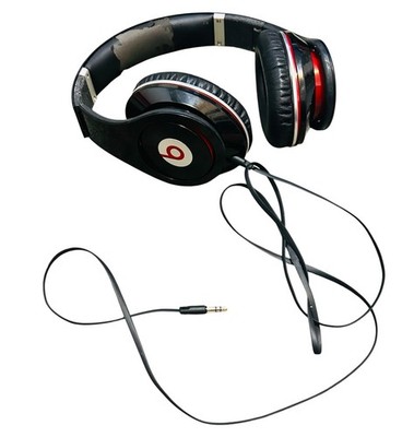 Beats by dr.dre Beats Studio Black/Red Wired Headphones With AUX cable