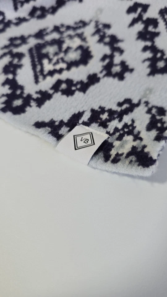 Vera Bradley вязаный шарф - светло-синий многолетники Misty Surf 72"  - Изображение 3 из 4