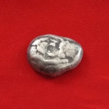 LYDIA, KING KROISOS 561-546 BC. AR hemistater Lion bull confronted - incuses