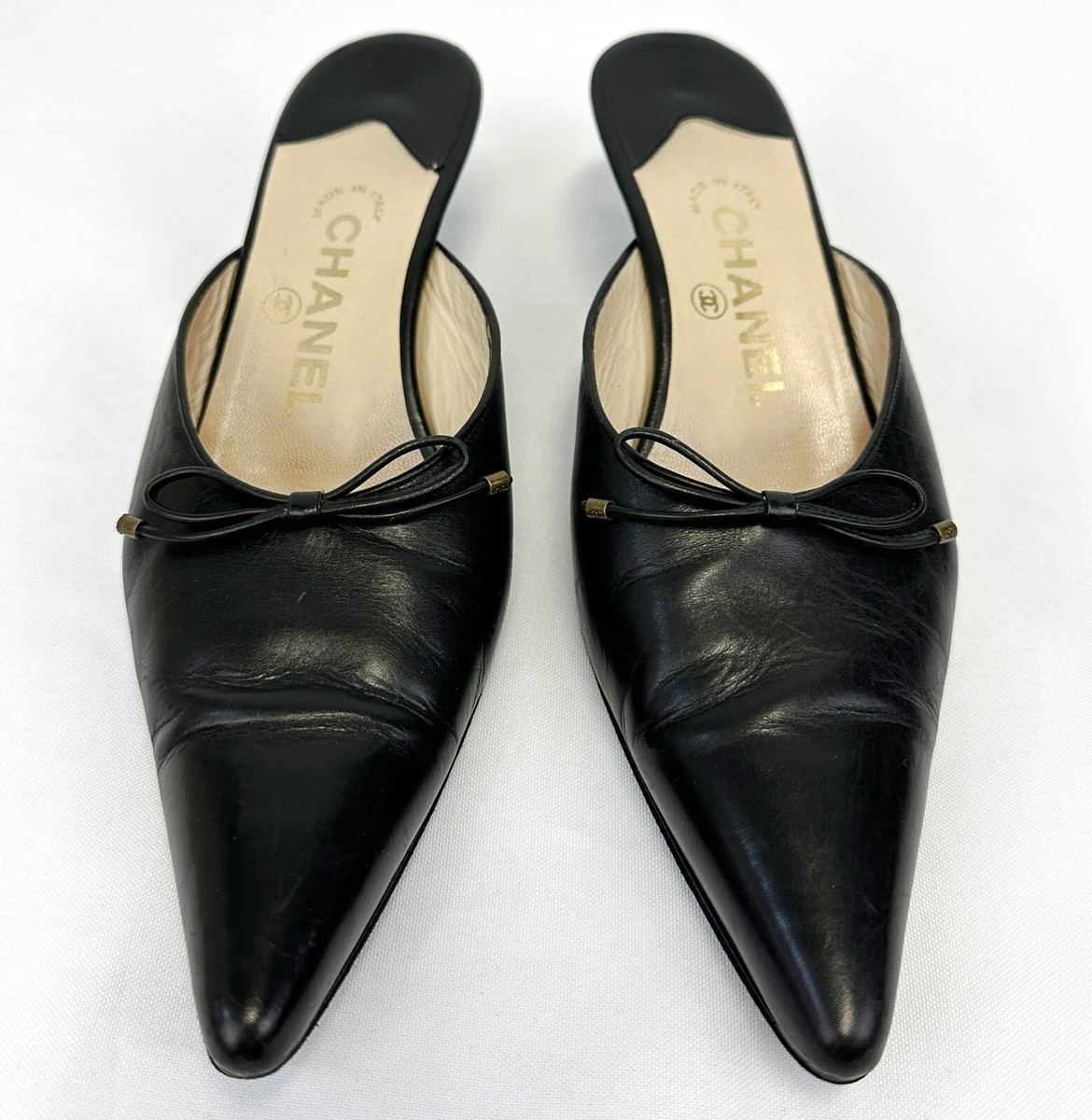 CHANEL Black Leather Pointed Toe Bow Pumps 37.5 7.5 Mules