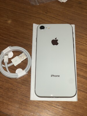 Apple iPhone 8 - 64GB - Silver (Unlocked) A1863 (CDMA + GSM)