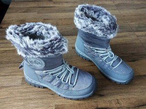 snow boots size 13
