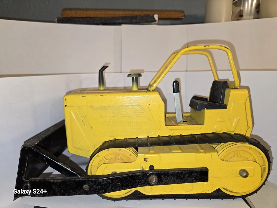 NYLINT Bulldozer - Image 4 of 4