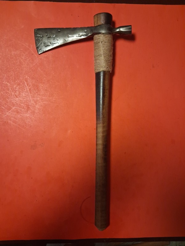 Pipe Tomahawk