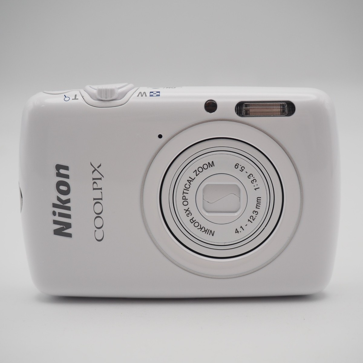 EXC+5] Nikon Coolpix S01 White Compact Digital Camera 10.0MP 3x