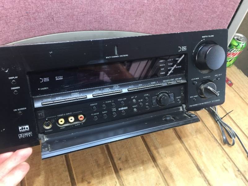 ソニー　Sony STR-DB1070　AVレシーバー　6ch 　AVアンプ Sony STR-DB1070 A/V receiver with Dolby Digital and DTS at