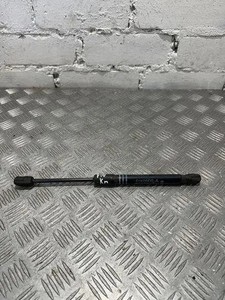 BMW 5 F10 Vordere linke Motorhaubendämpfer 7309117 2.00 Diesel 110kw 21508270