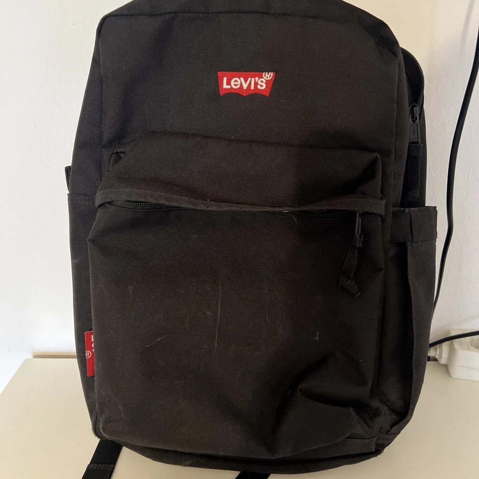 Levi's Rucksack in Schwarz