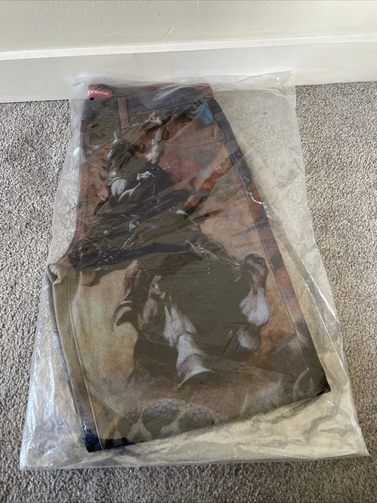 Jean en jean multicolore Supreme Frank Frazetta coupe ample taille 30 FW24 EXPÉDITION RAPIDE