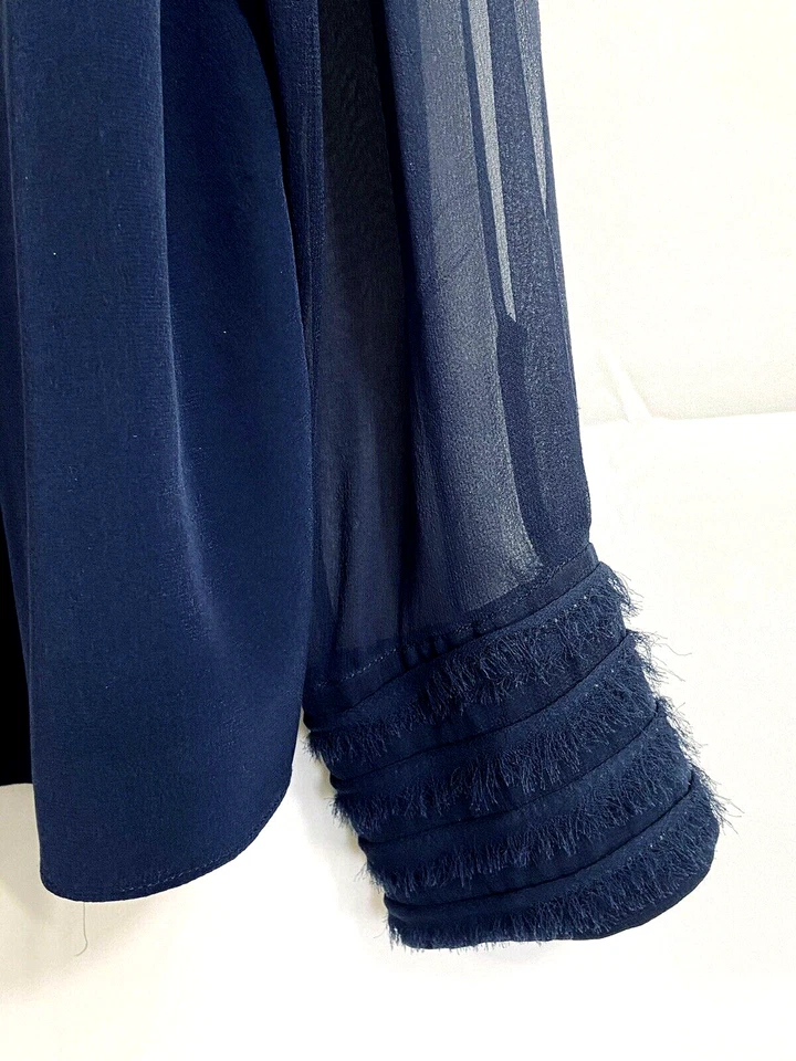 Top de mujer Elie Tahari de seda talla grande L transparente manga larga flecos azul marino Foto 3 de 4