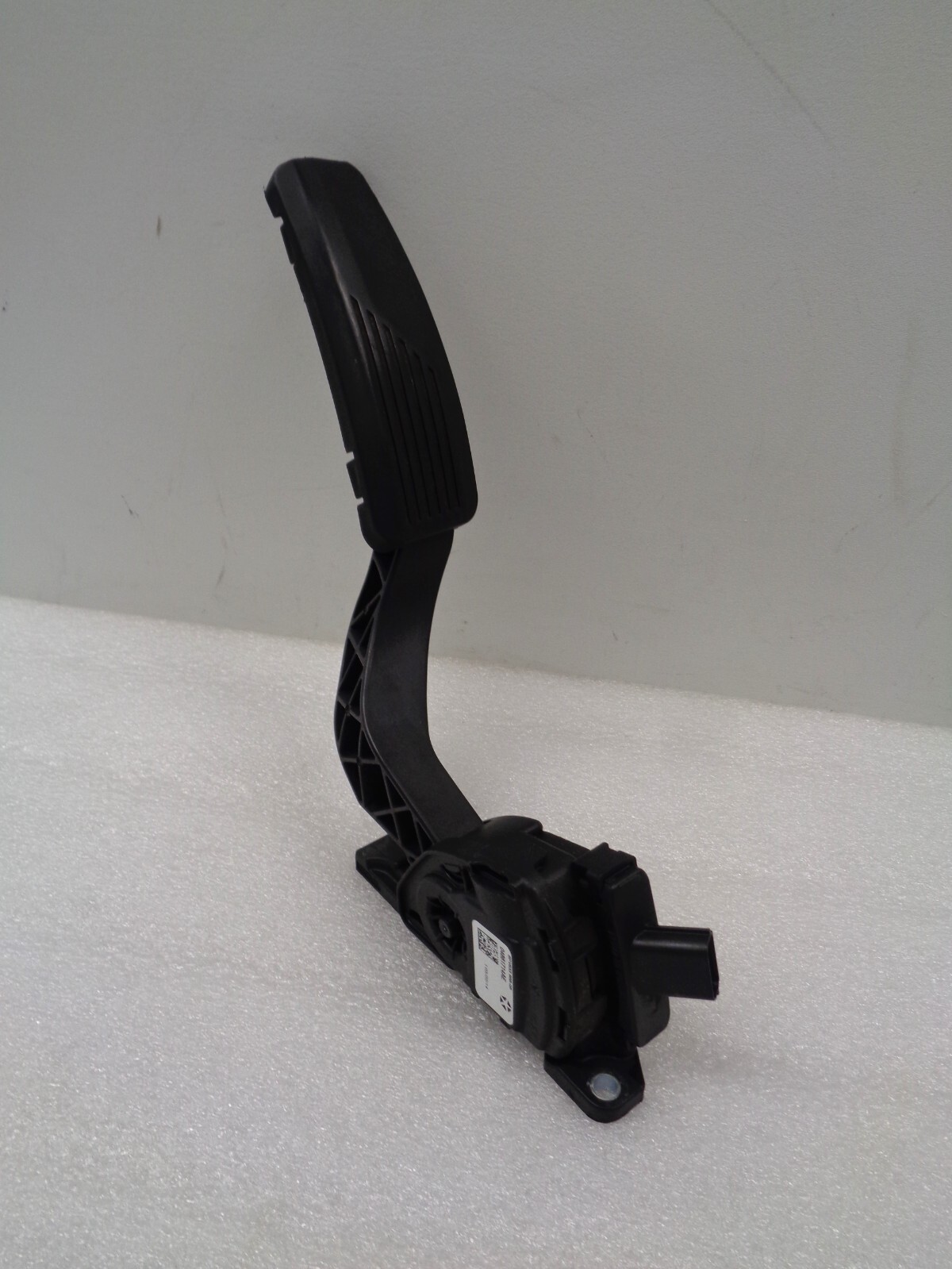 2014-2017 Maserati Ghibli Throttle Accelerator Gas Pedal OEM AK2402148