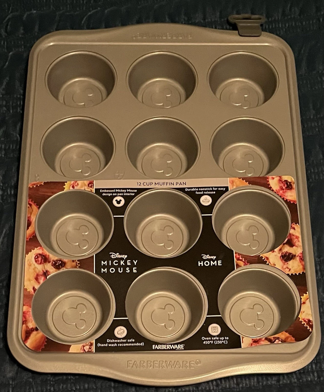 Faberware - DISNEY Mickey Mouse - 12 Ct Muffin tin - NWT