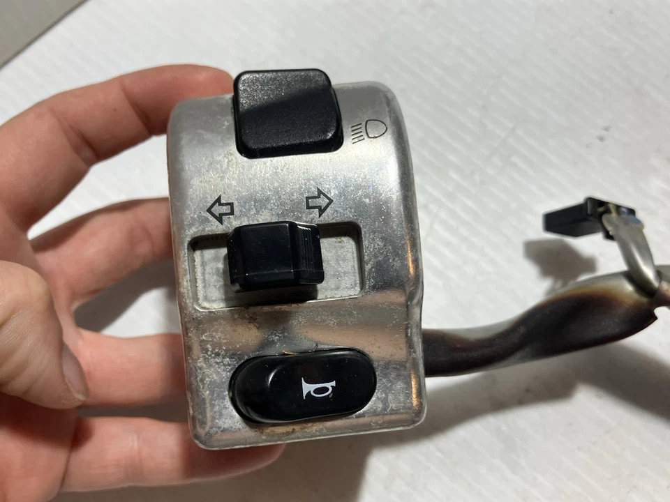 1998 Yamaha Royal Star Deluxe 1300 Switches, Left Side (Oem) Foto 3 de 4