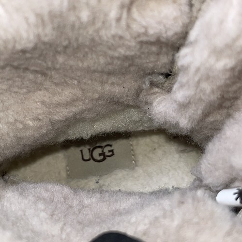 UGG Butte Boots Men’s 9 Putty Leather Waterproof Cordura Vibram Sole Winter Boot - Picture 18 of 19
