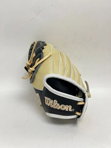 Wilson A2000 P12 Softball Glove - Thumbnail 3