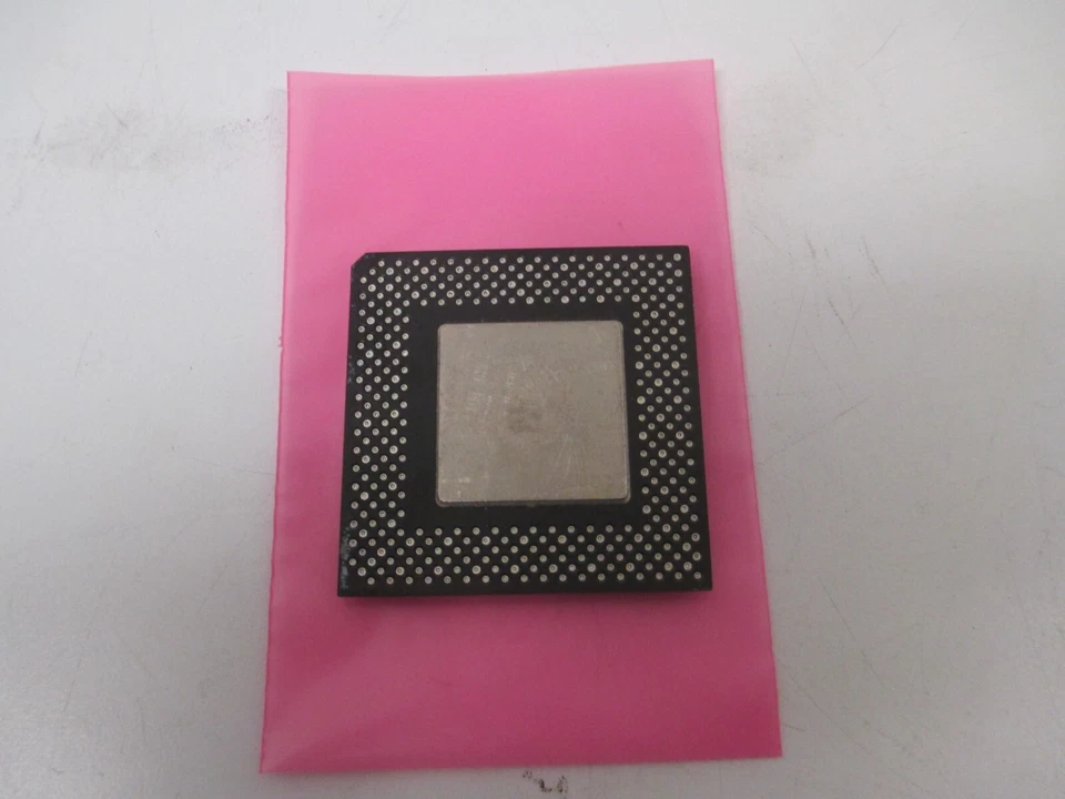 Intel Celeron FV524RX400 SL3A2 CPU *some bent pins* - Image 2 of 4