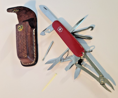 Victorinox Deluxe Tinker Swiss Army Knife & Zermatt Leather Belt