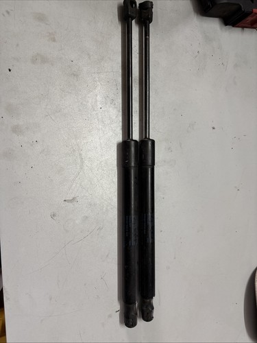 2x Gasfeder Heckklappe Dämpfer für VW Golf 6 VI 5K1 08-13 Schrägheck 5K6827550D