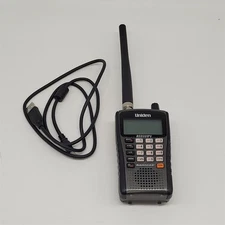 Uniden BCD325P2 Handheld TrunkTracker V Scanner.