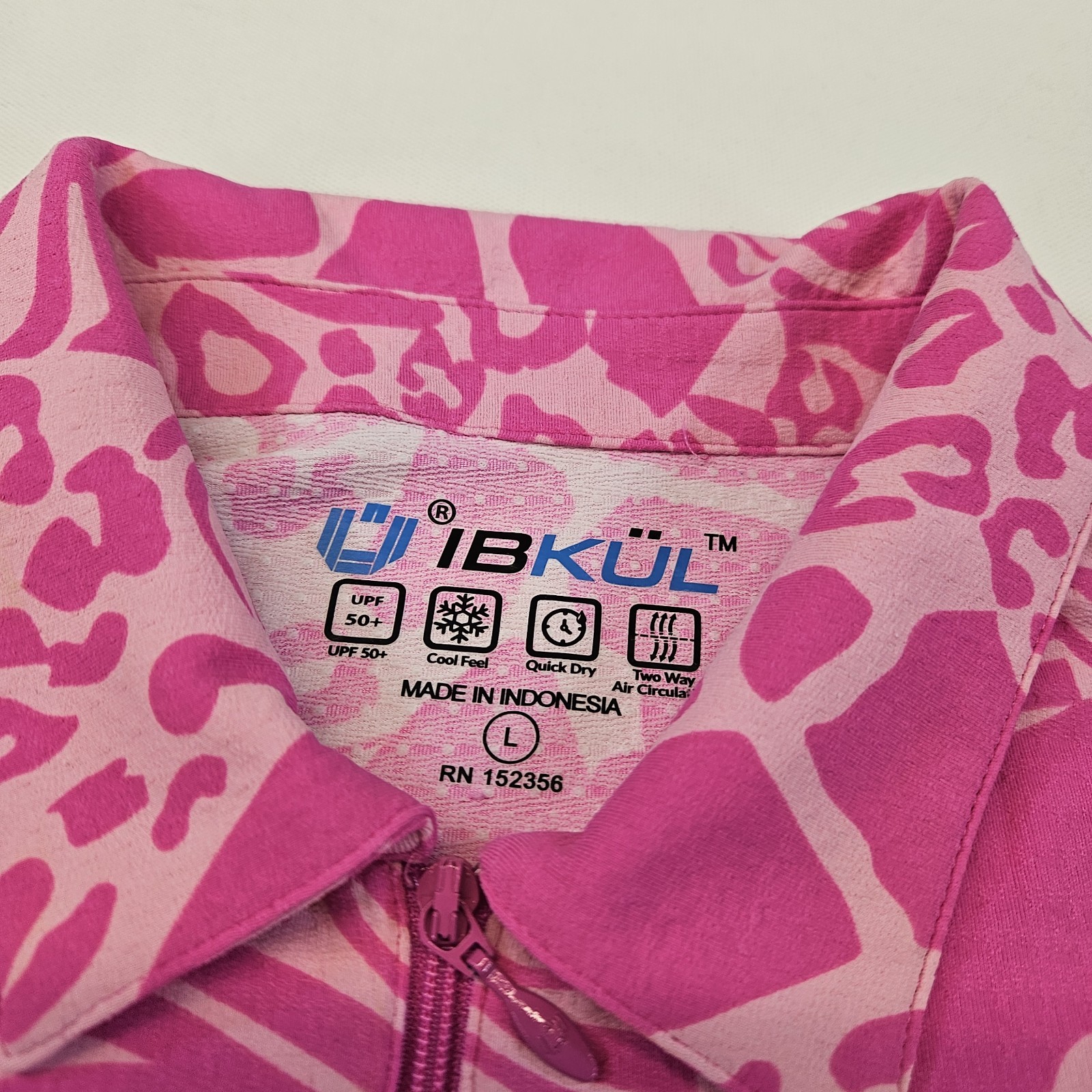 IBKUL Bianca Pink Long Sleeve Mock Neck Zipper Shirt Large 50 SPF Retail  $95 image 2