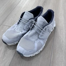 On cloud 5 waterproof sneaker Men’s sneaker size 12 in white glacier grey