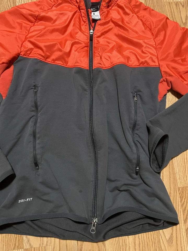 Nike running jacket reflective Dri-fit men’s medium - Image 3 of 4