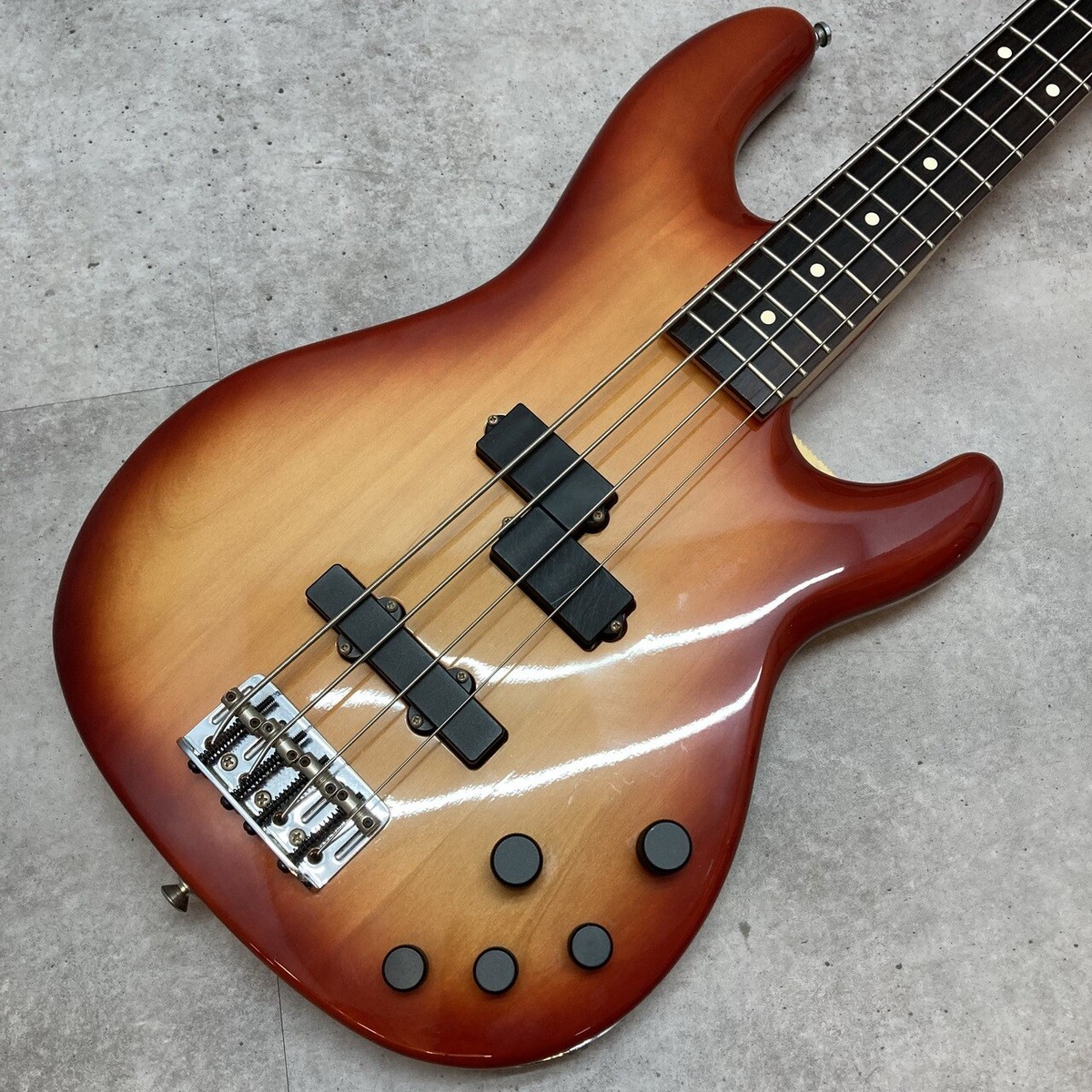 Fender Mexico Deluxe Zone Bass | eBay