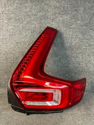2019-2024 Volvo XC40 Right LED Tail Light 💡 31446791 OEM 🔧 - Picture 18 of 19