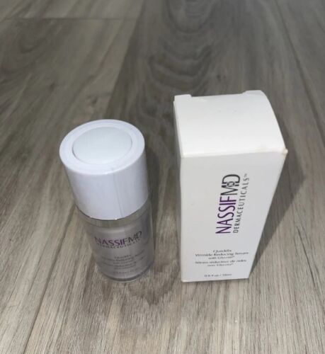 Nassif MD Dermaceuticals Quickfix faltenreduzierendes Serum 0,5 Unzen neu versiegelt - Bild 2 von 3