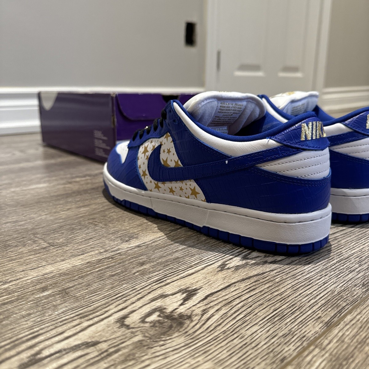 Size 9.5 - Nike SB Dunk Low Supreme Stars Hyper Royal 2021 Size 9.5 - Nike SB Dunk Low Supreme Stars Hyper Royal 2021