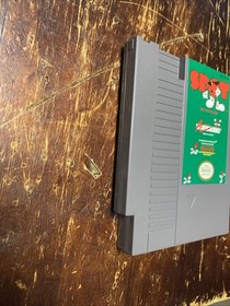 Spot Nintendo NES Original Video Game - Vintage Comes With Clamshell Case