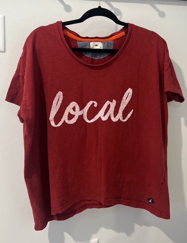 Sperry Vintage? Local Graphic Print Tee Shirt Boxy Red XS