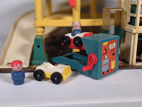 Fisher Price Little People • Parkrampe Service Center Garage # 930 • mit Zugang - Bild 11 von 15
