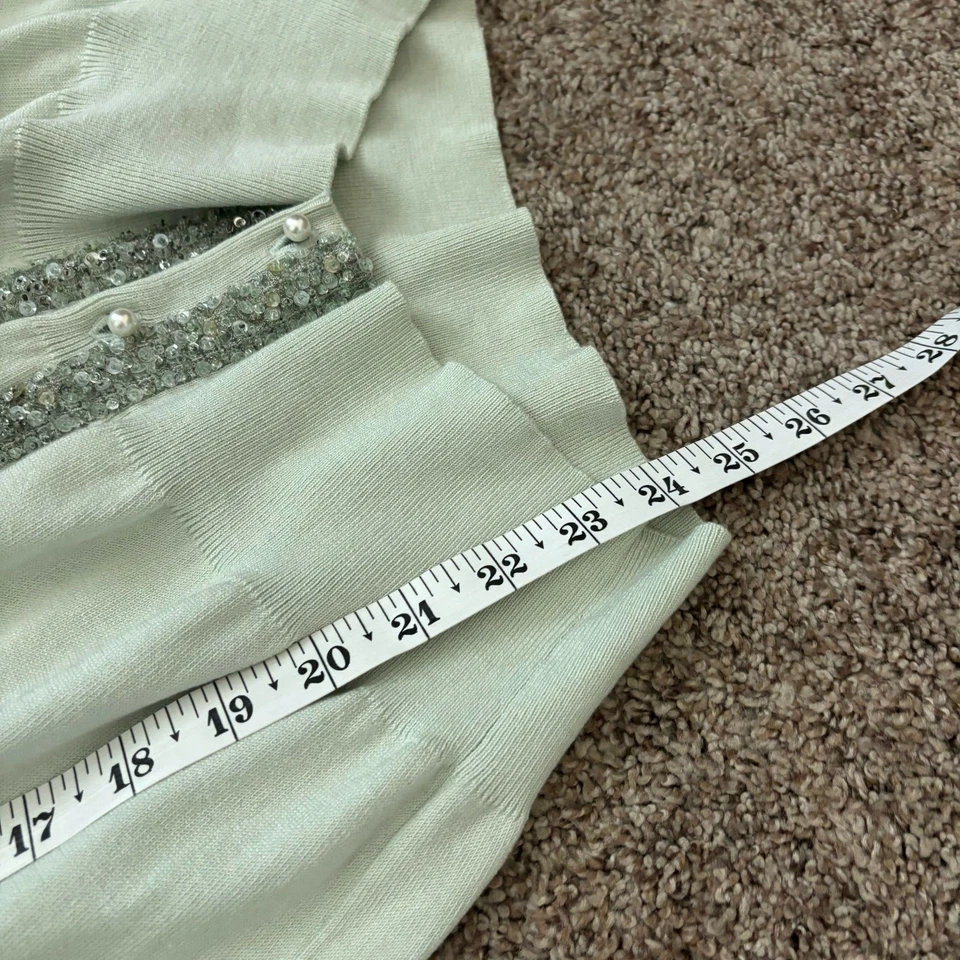 Cárdigan Suéter Banana Republic Usado en Excelente Condición Mezcla Seda Con Cuentas L Verde Menta Foto 4 de 4