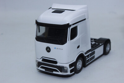 Herpa 318204 Mercedes Benz e Actros 600 ProCabin Streamspace