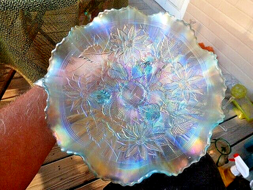 NORTHWOOD ICE BLUE POINSETTIA & LATTICE FOOTED RUFFLED BOWL w/SUPER IRIDESCENCE - Picture 3 of 9