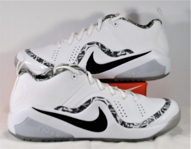 metal cleats on turf