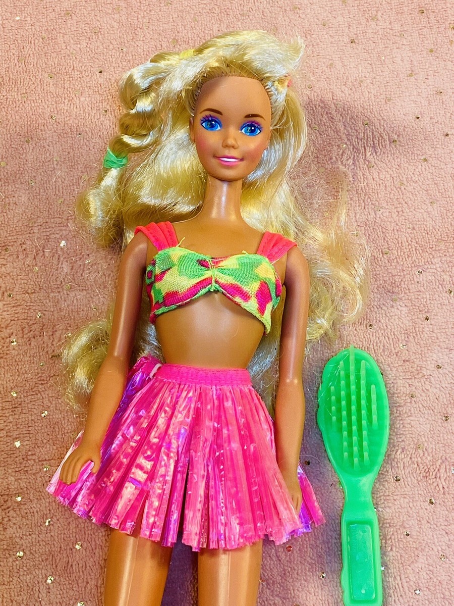 Hawaiian Fun Barbie(バービー) Doll with Hula Skirt ドール 人形 フィギュア Barbie Hawaiian Fan ハンモック 1990年 Vintage 1990 Barbie Hawaiian