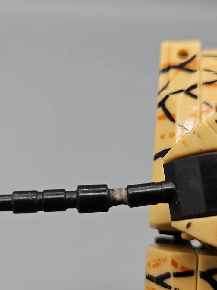 Transformers Universe Desert Armorhide Ruination Wal-Mart Desert Camo Tank READ  - Image 4 of 4