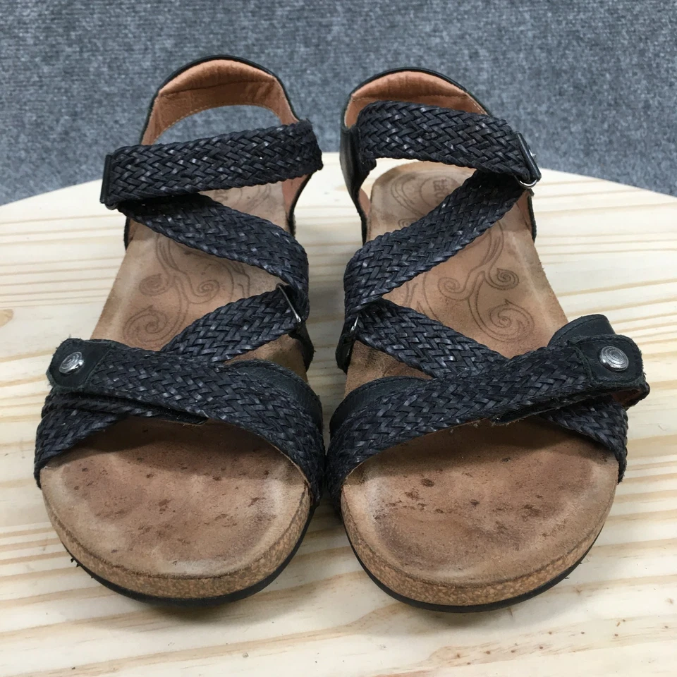 Sandalias Taos para mujer 8-8,5 Trulie tejidas con tiras con correa de cuero negro informales Foto 4 de 4