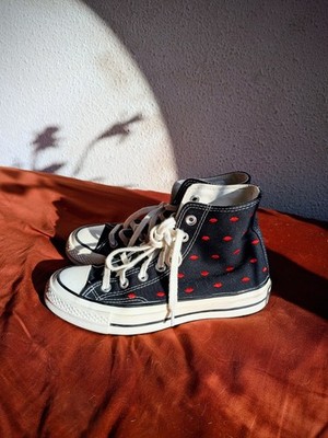 Converses All Star Love Me