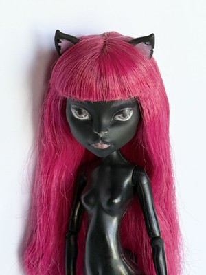 OOAK Repaint Monster High New Scaremester Catty Noir Doll Art READ DESC.