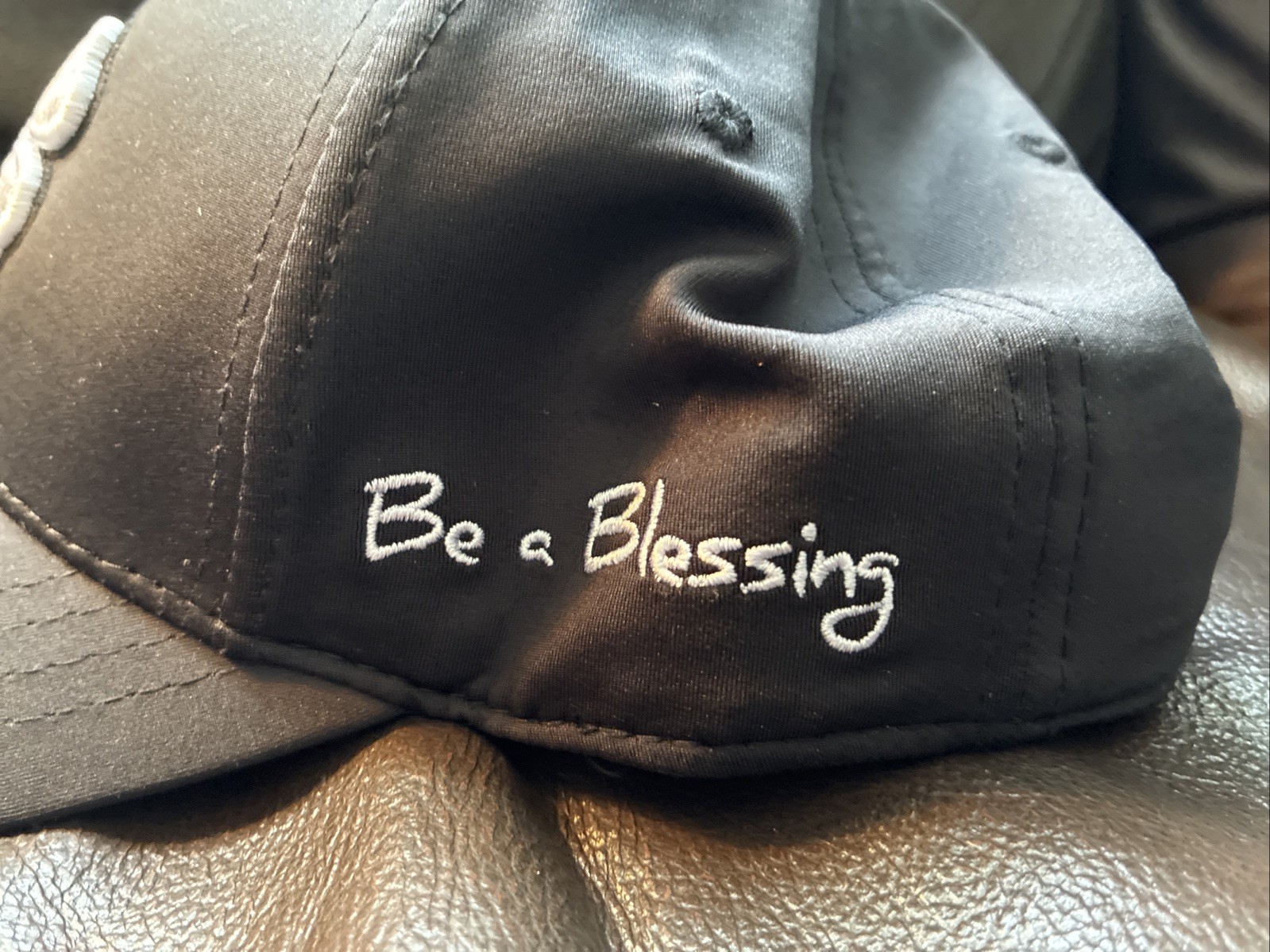 New RARE Tony Robbins Blessed Limited Edition Live Lucky Black Clover Hat 2024 image 2